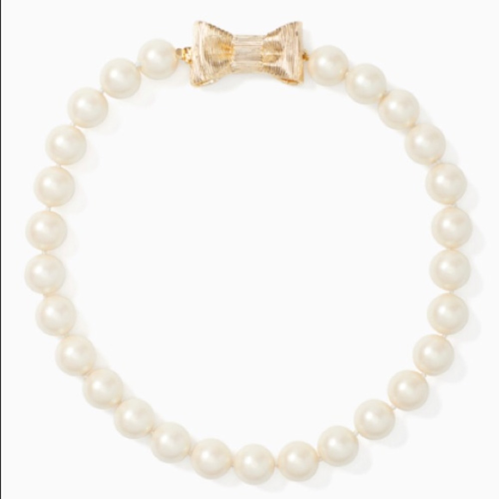 🌸🆕 Kate Spade White Pearl Necklace